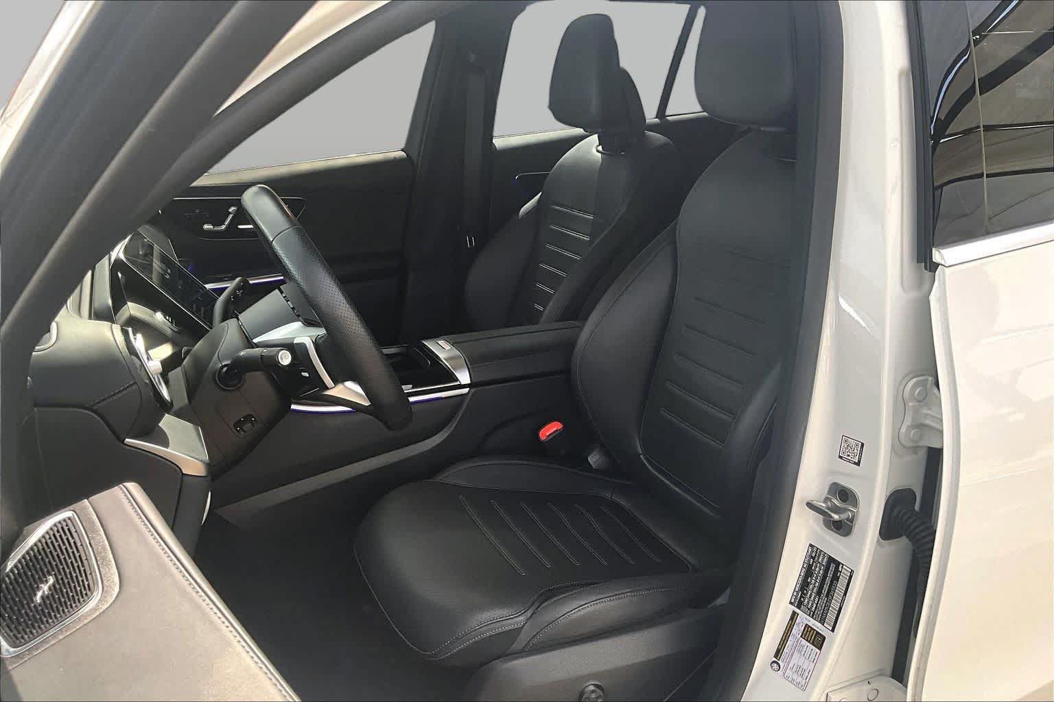 Certified 2025 Mercedes-Benz GLC 350e 4MATIC image 8