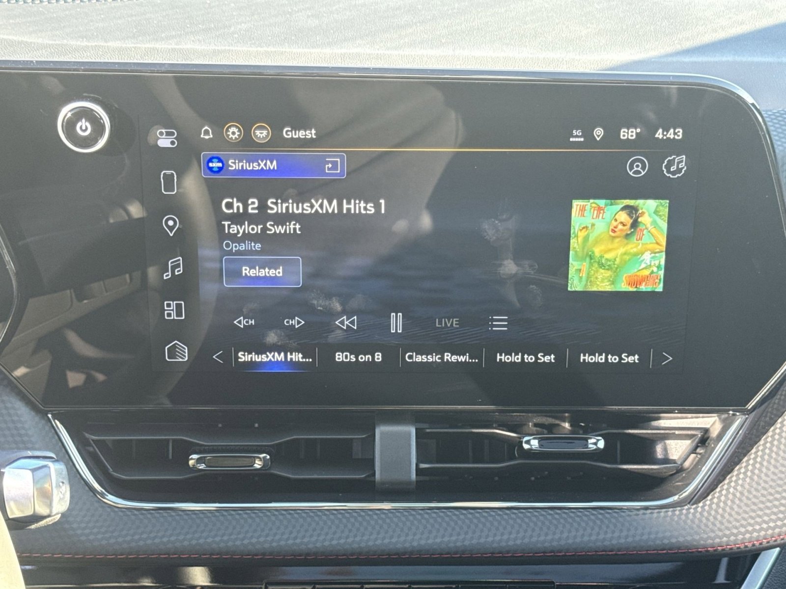 New 2026 Chevrolet Equinox RS w/ Safety and Technology Package image 18