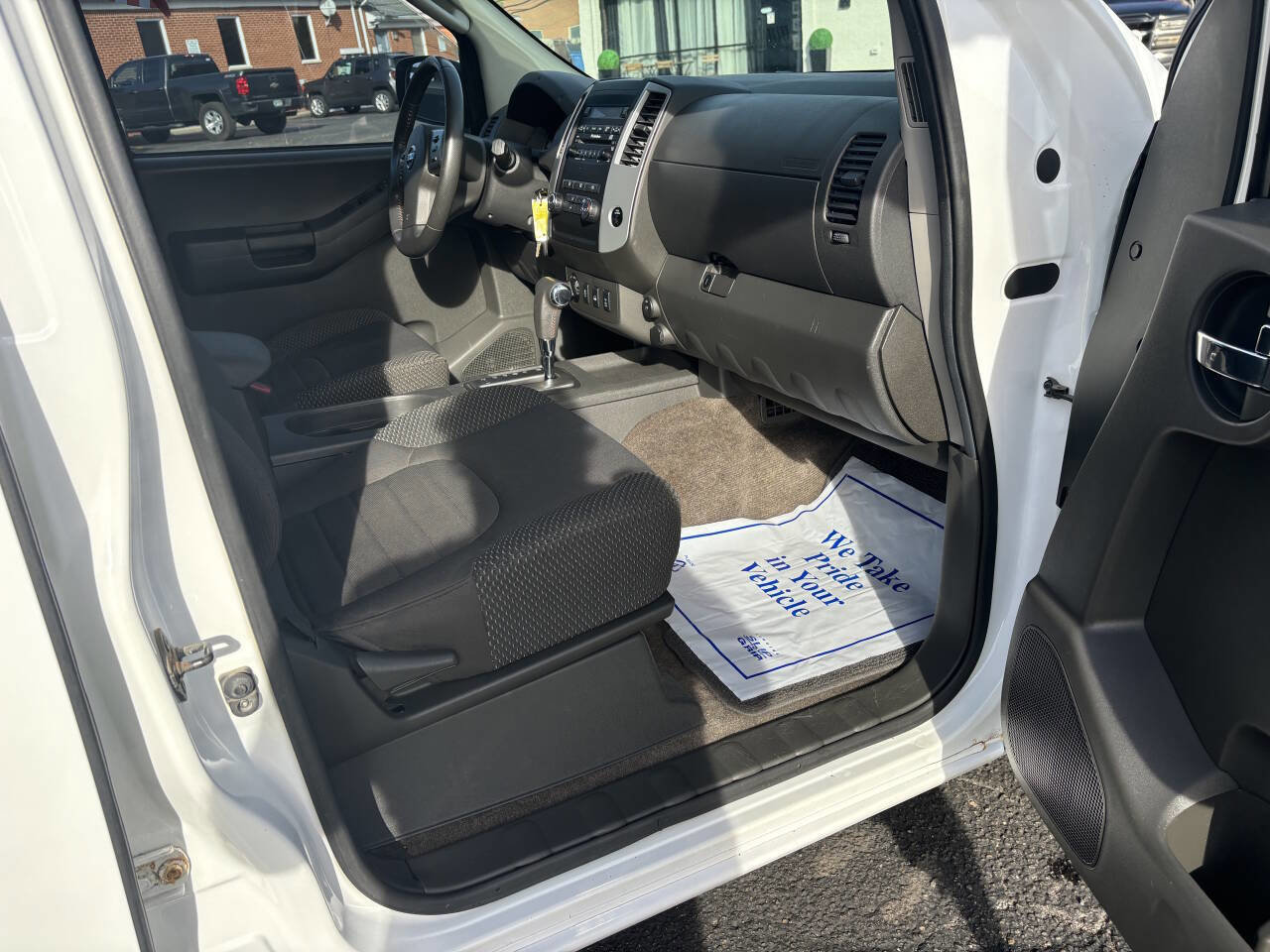 Used 2012 Nissan Xterra PRO-4X image 9