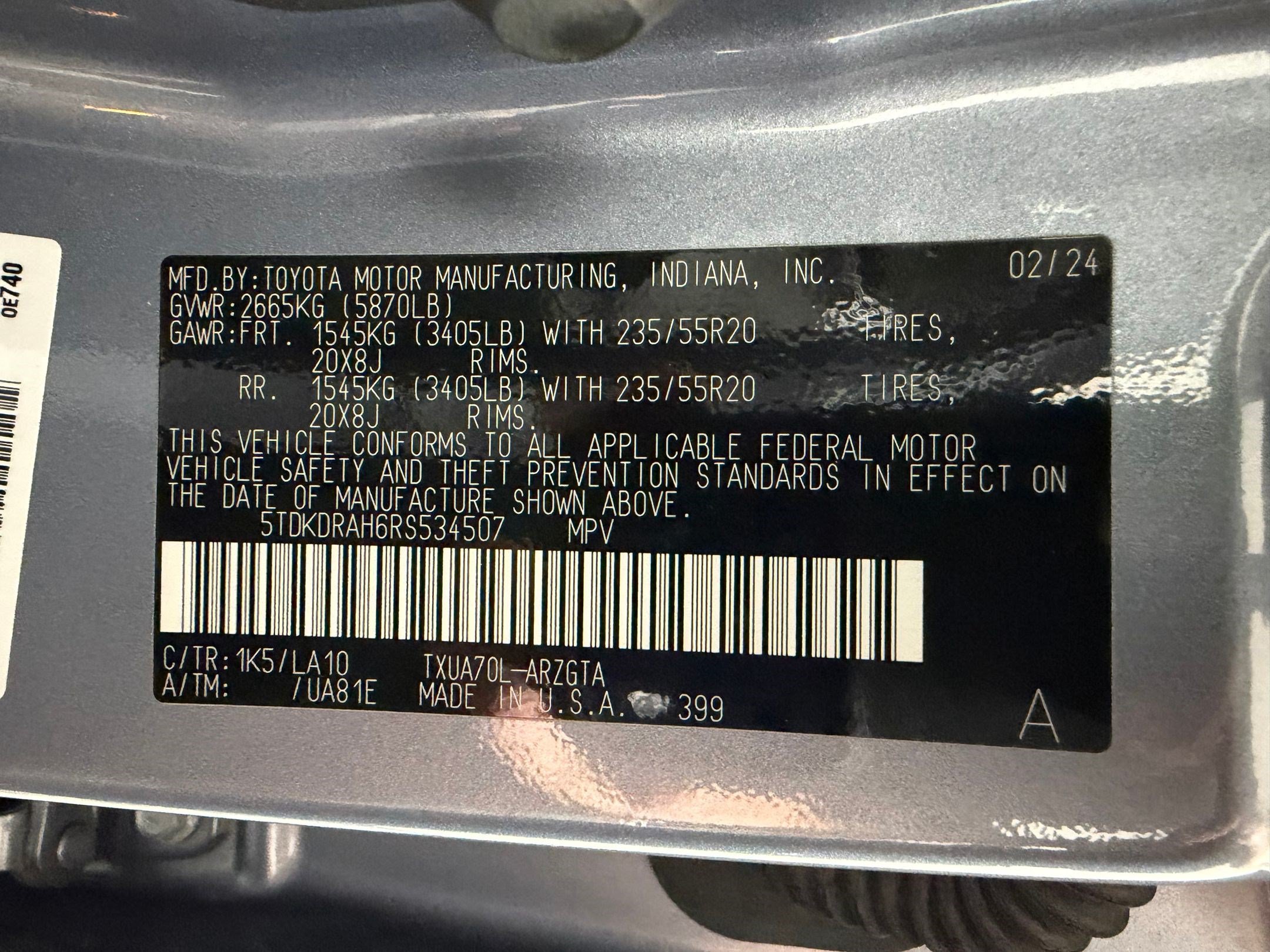 Used 2024 Toyota Highlander Platinum FWD image 21