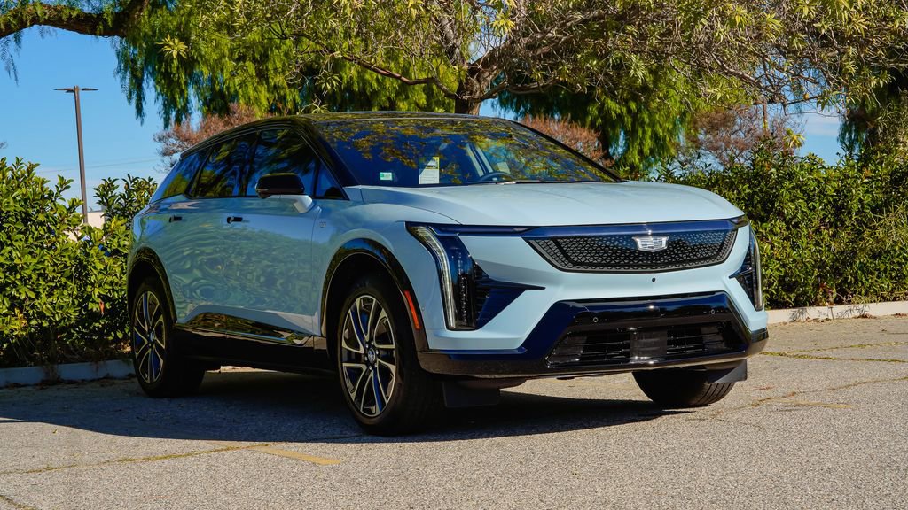 New 2026 Cadillac Optiq Sport 2 image 5