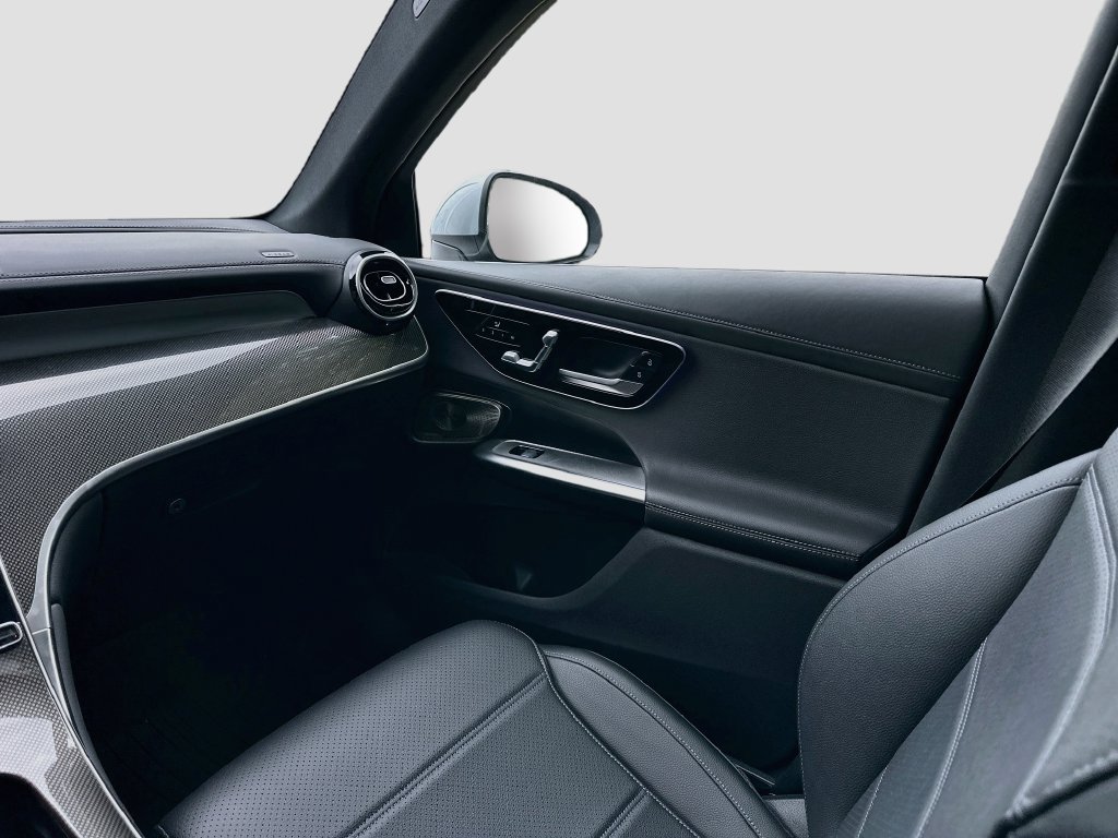 Certified 2024 Mercedes-Benz GLC 300 4MATIC image 25