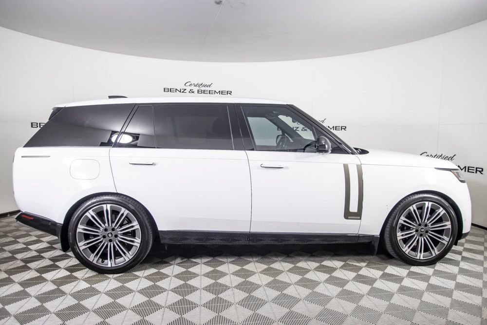 Used 2023 Land Rover Range Rover Long Wheelbase Autobiography AWD/4WD image 3