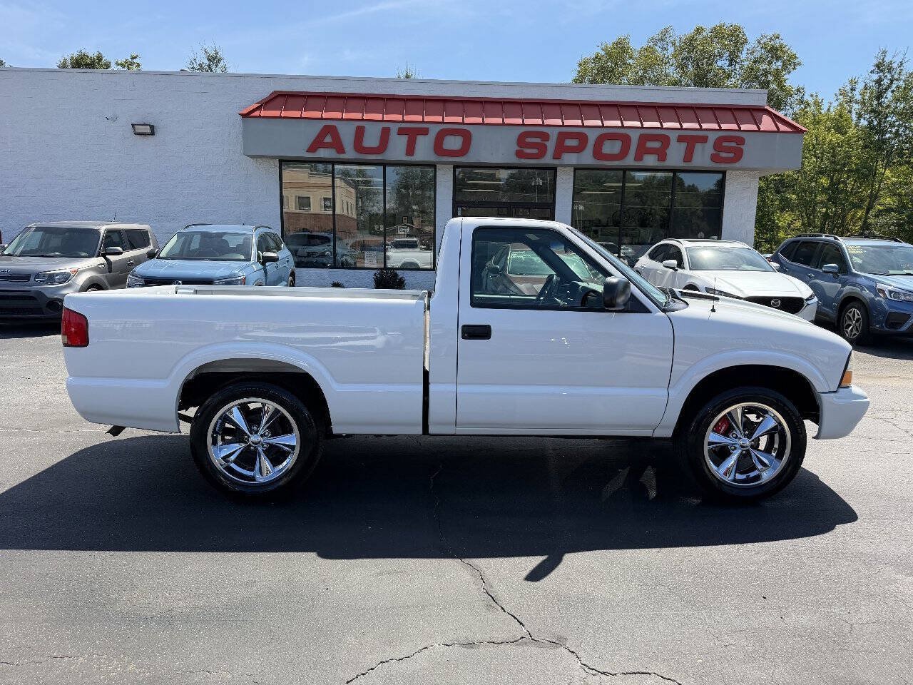 Used 2003 GMC Sonoma SL w/ Convenience Package RWD image 4