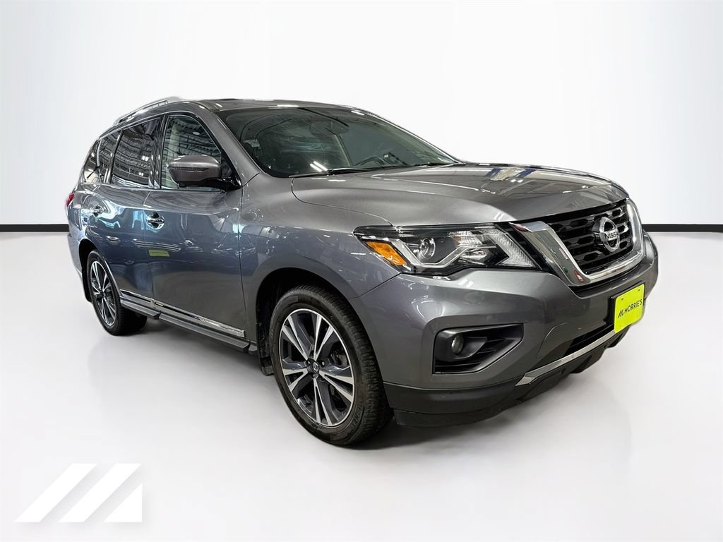 Used 2019 Nissan Pathfinder Platinum AWD/4WD image 3