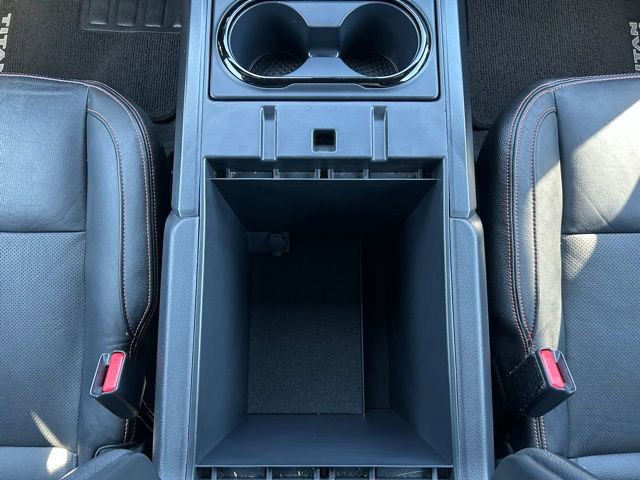 Used 2021 Nissan Titan PRO-4X w/ Pro-4x Convenience Package AWD/4WD image 23