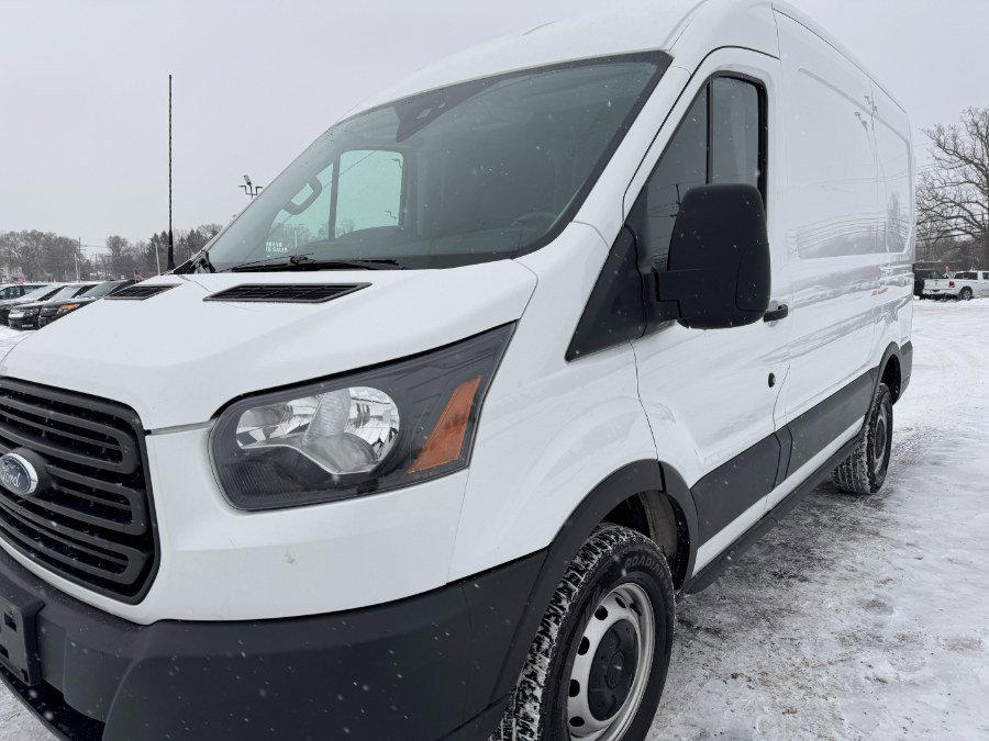 Used 2019 Ford Transit 250 T-250 130 Med Rf 9000 GVWR Sl w/ Interior Upgrade Package image 9