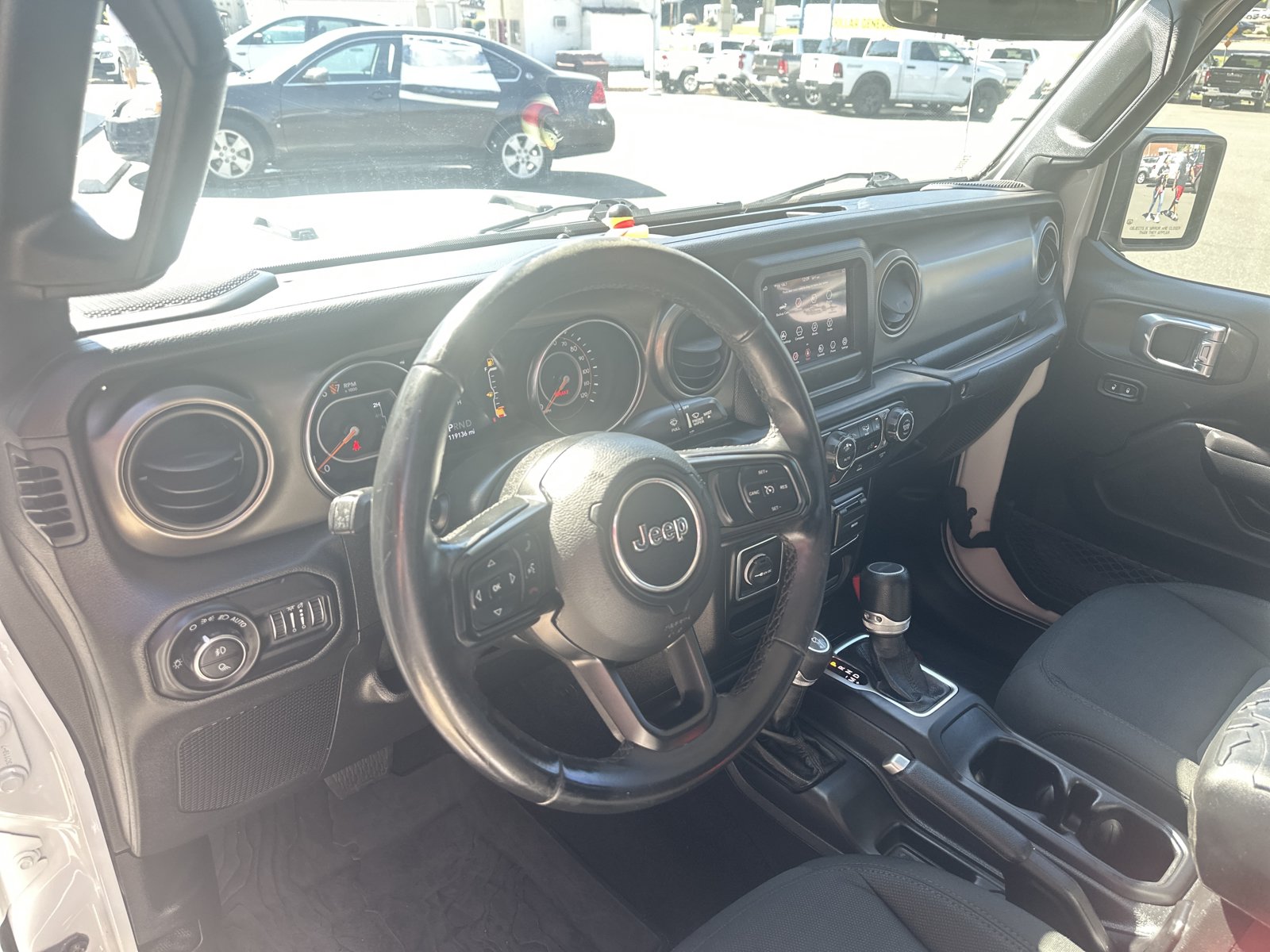 Used 2021 Jeep Gladiator Sport AWD/4WD image 18