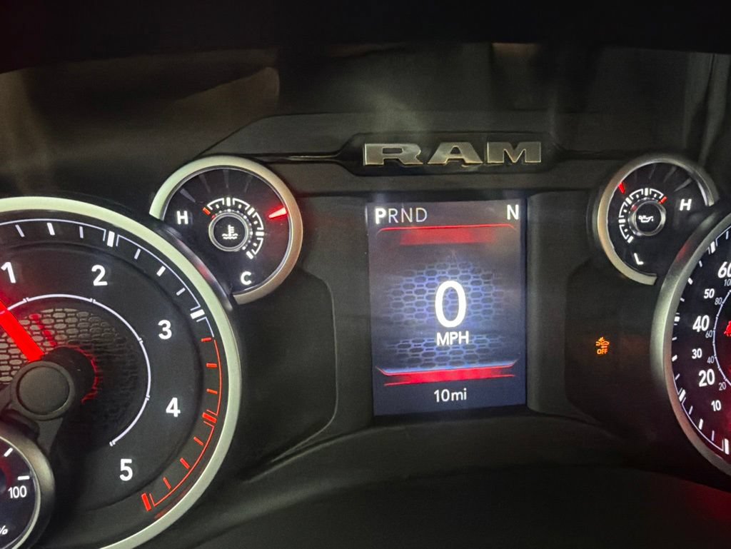 New 2026 RAM 3500 Tradesman AWD/4WD image 32