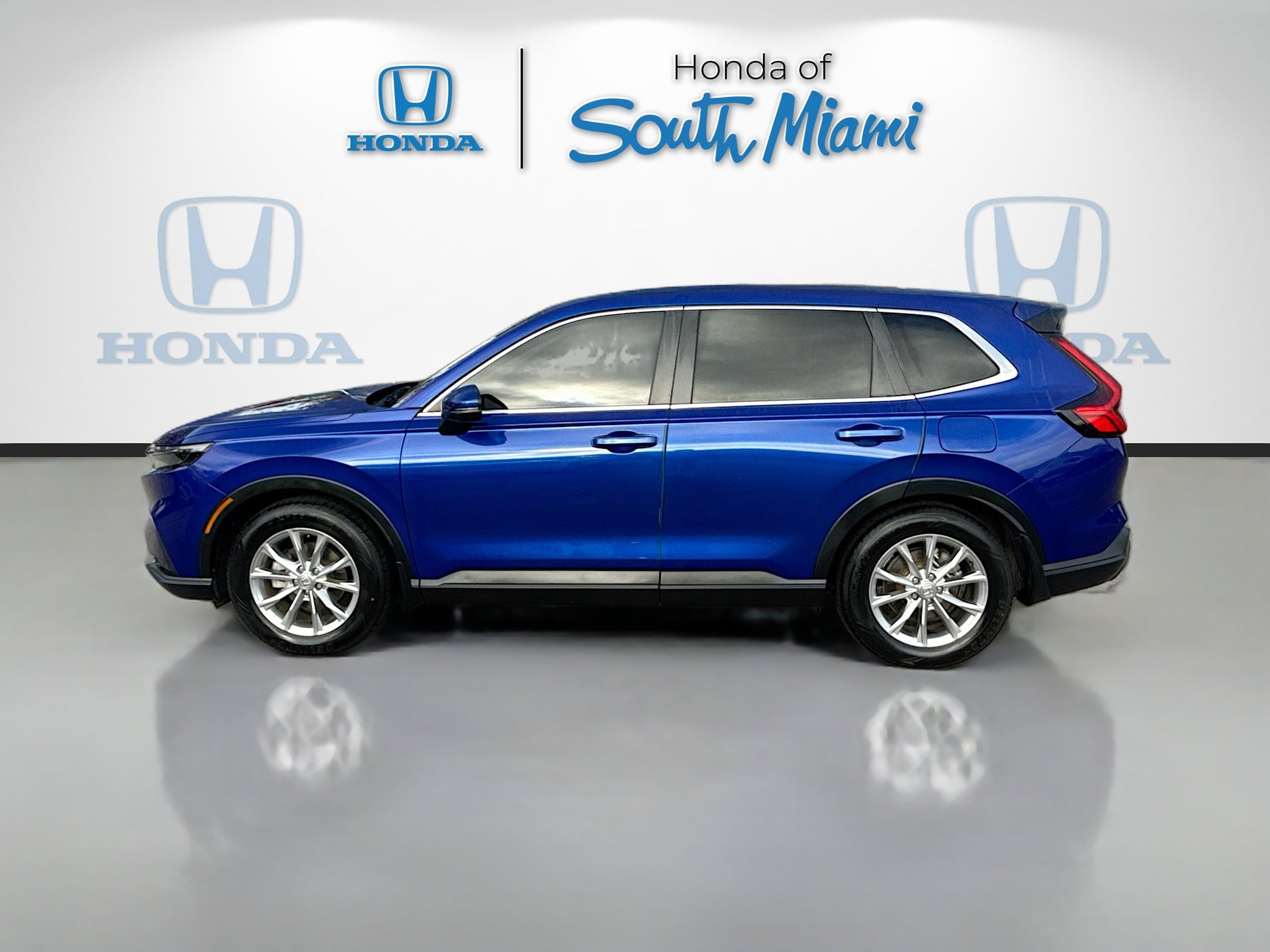 Used 2023 Honda CR-V EX-L image 4