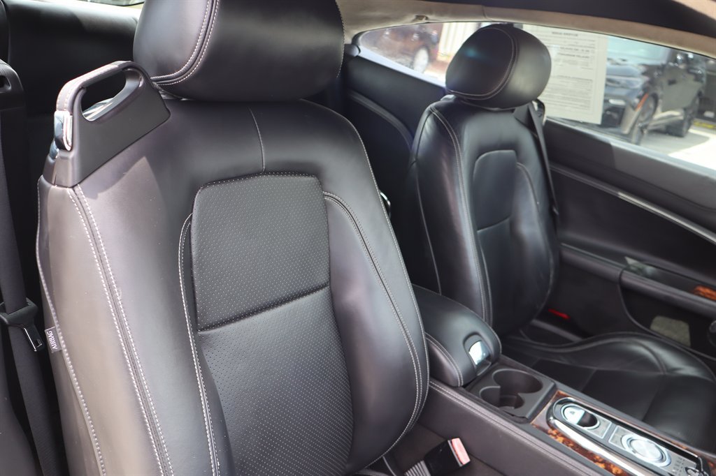 Used 2010 Jaguar XK Coupe RWD image 18