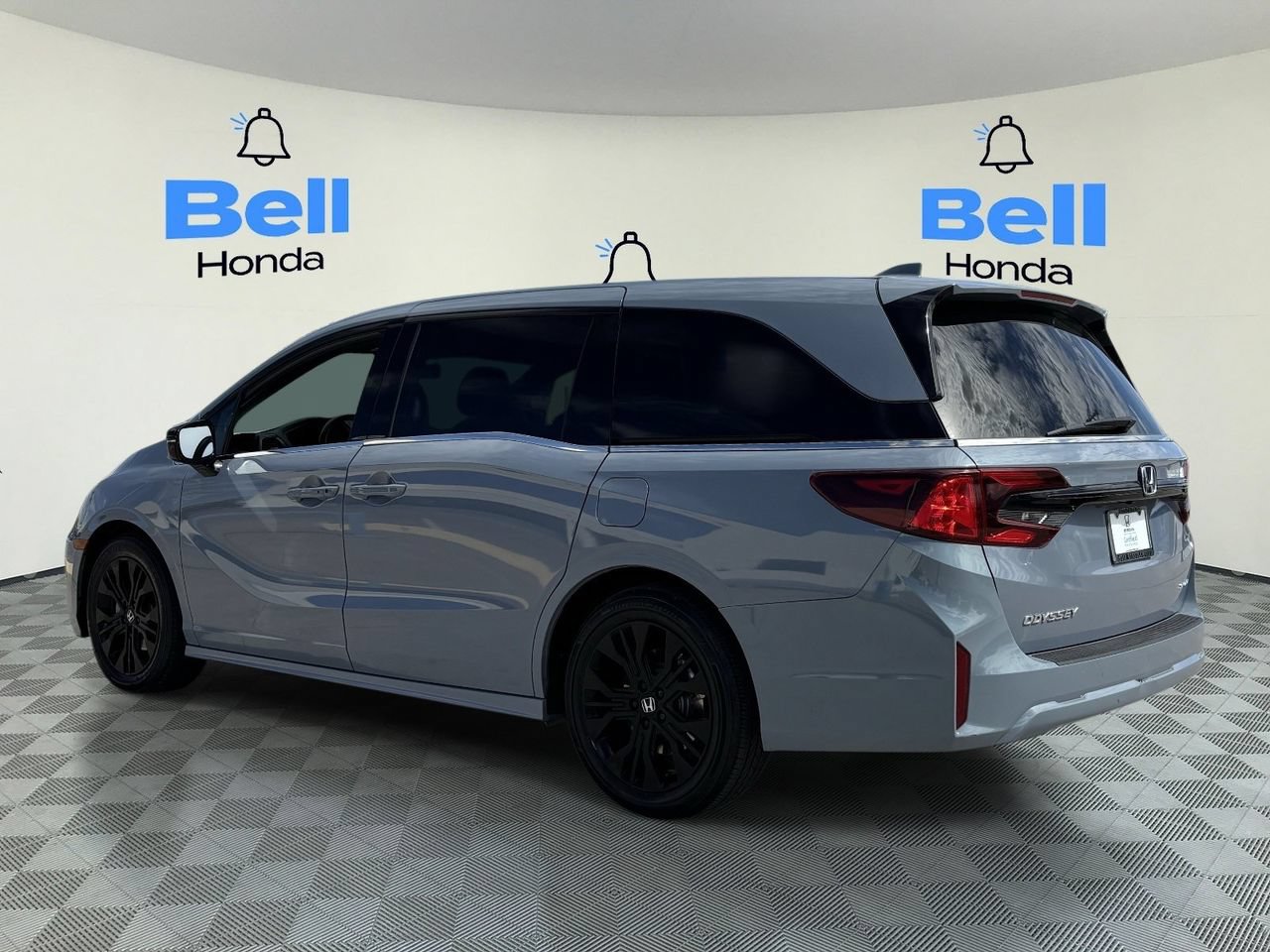 Certified 2025 Honda Odyssey Sport-L image 3