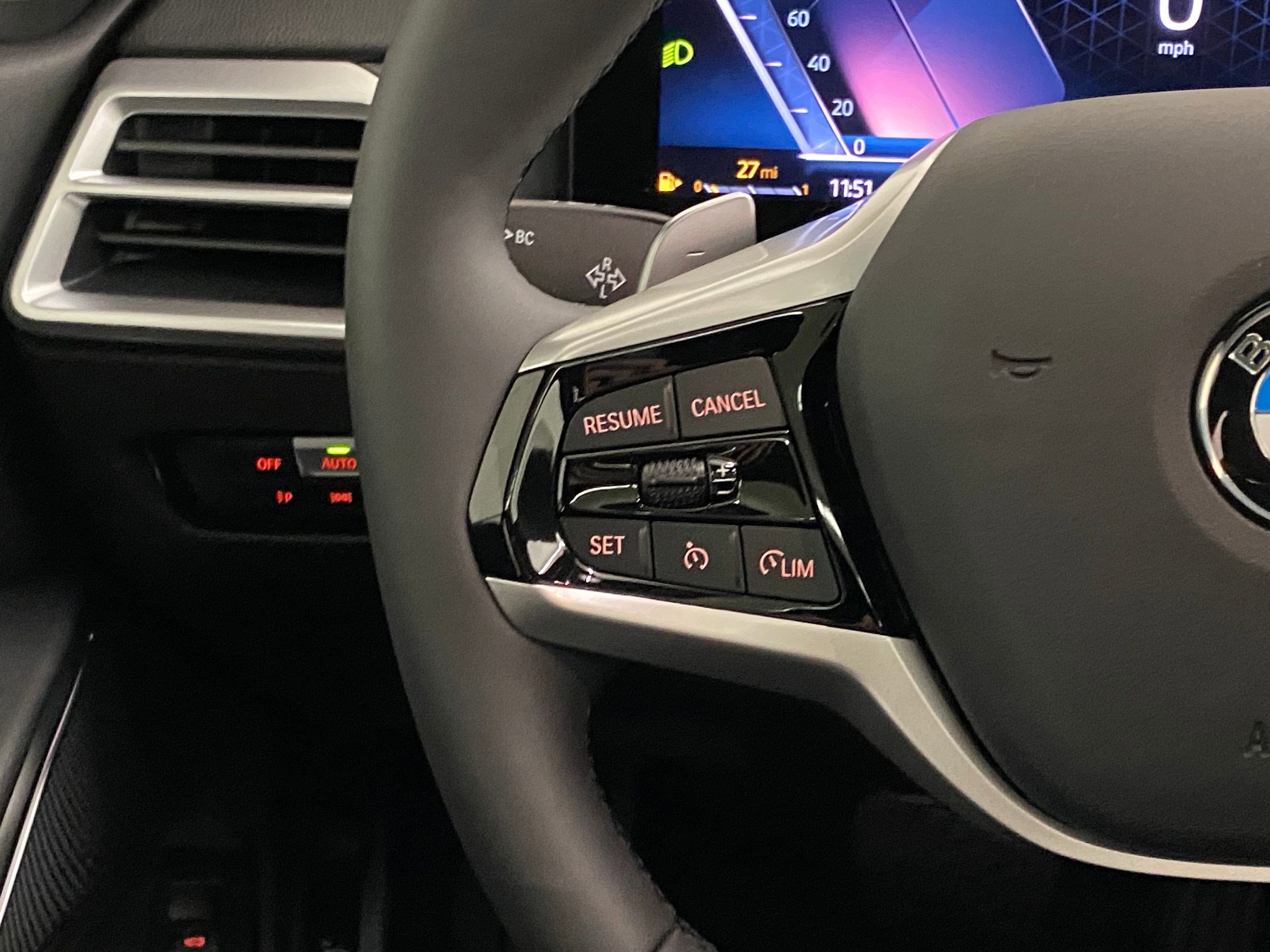 New 2025 BMW 330i xDrive Sedan w/ Convenience Package image 17