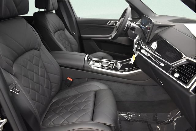 New 2026 BMW X5 M60i w/ Climate Comfort Package AWD/4WD image 22
