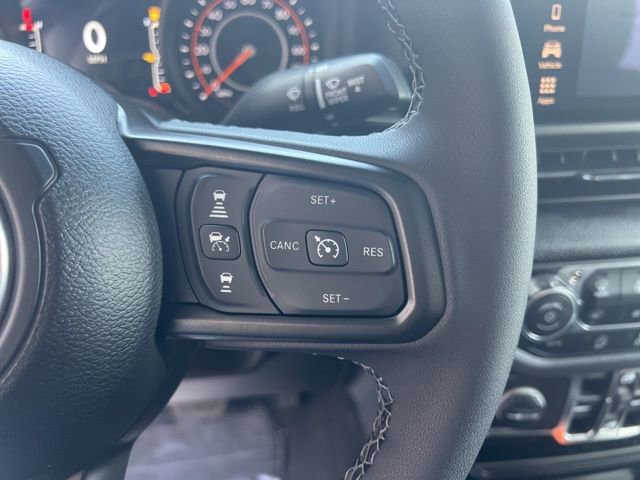 New 2025 Jeep Gladiator Sport image 12