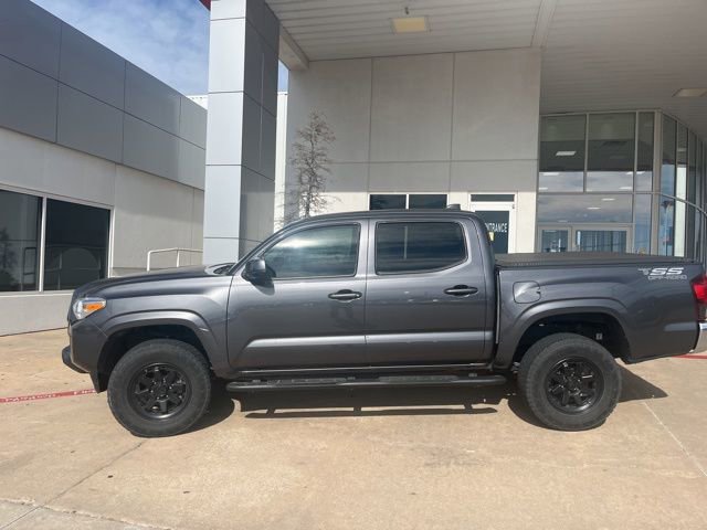Used 2023 Toyota Tacoma SR image 3