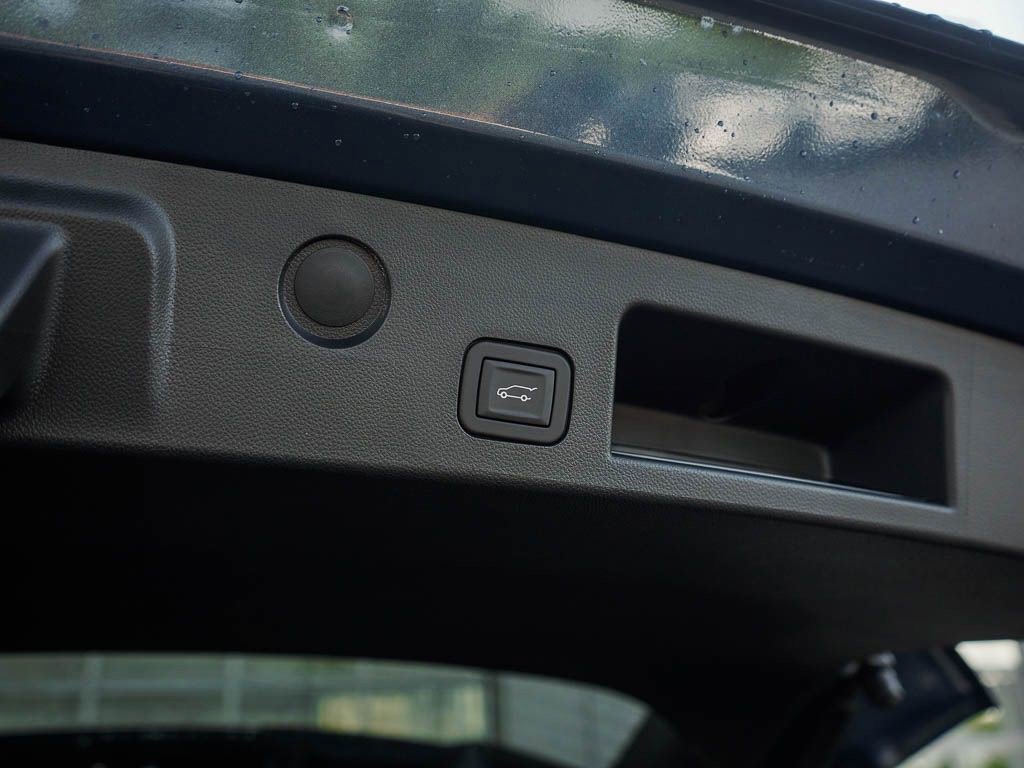 New 2026 Chevrolet Equinox LT w/ Convenience Package II image 9