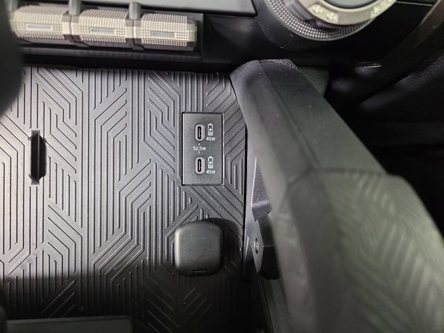 Used 2025 Toyota 4Runner SR5 AWD/4WD image 26