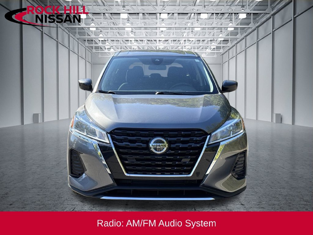 Used 2021 Nissan Kicks S FWD image 2