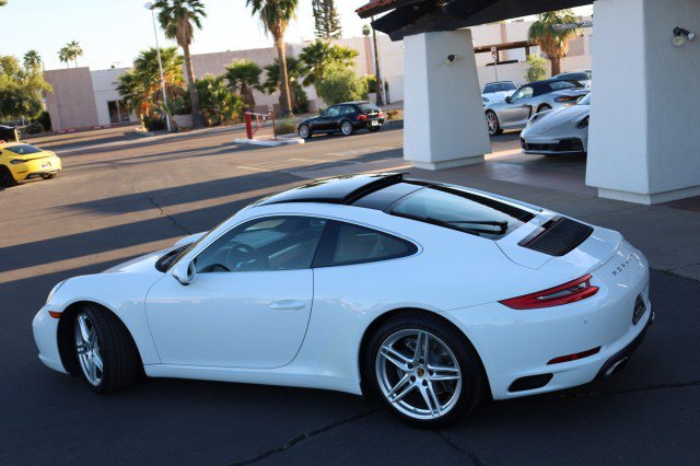 Used 2017 Porsche 911 Carrera RWD image 16