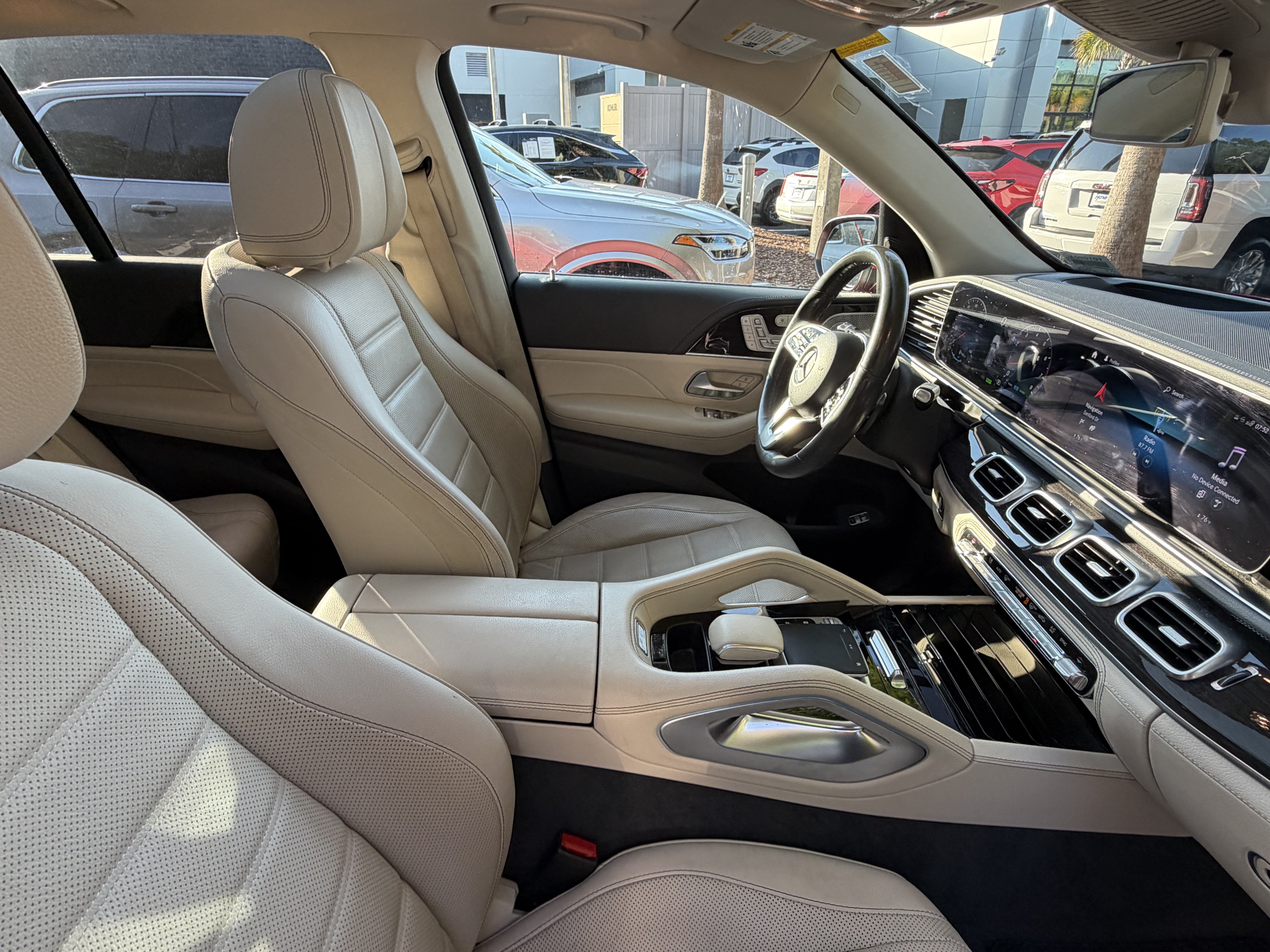 Used 2020 Mercedes-Benz GLE 450 4MATIC image 48