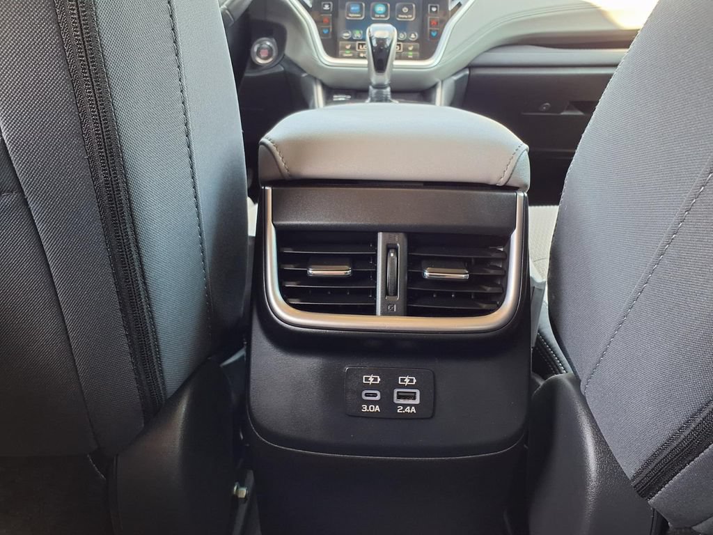 Used 2023 Subaru Outback Premium AWD/4WD image 24