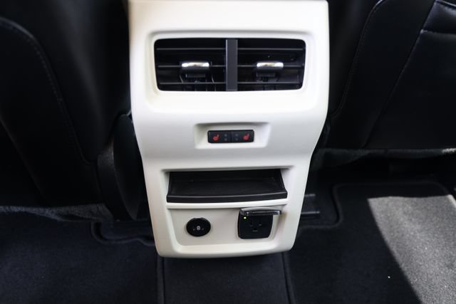 Used 2024 Ford Edge Titanium w/ Equipment Group 301A AWD/4WD image 29