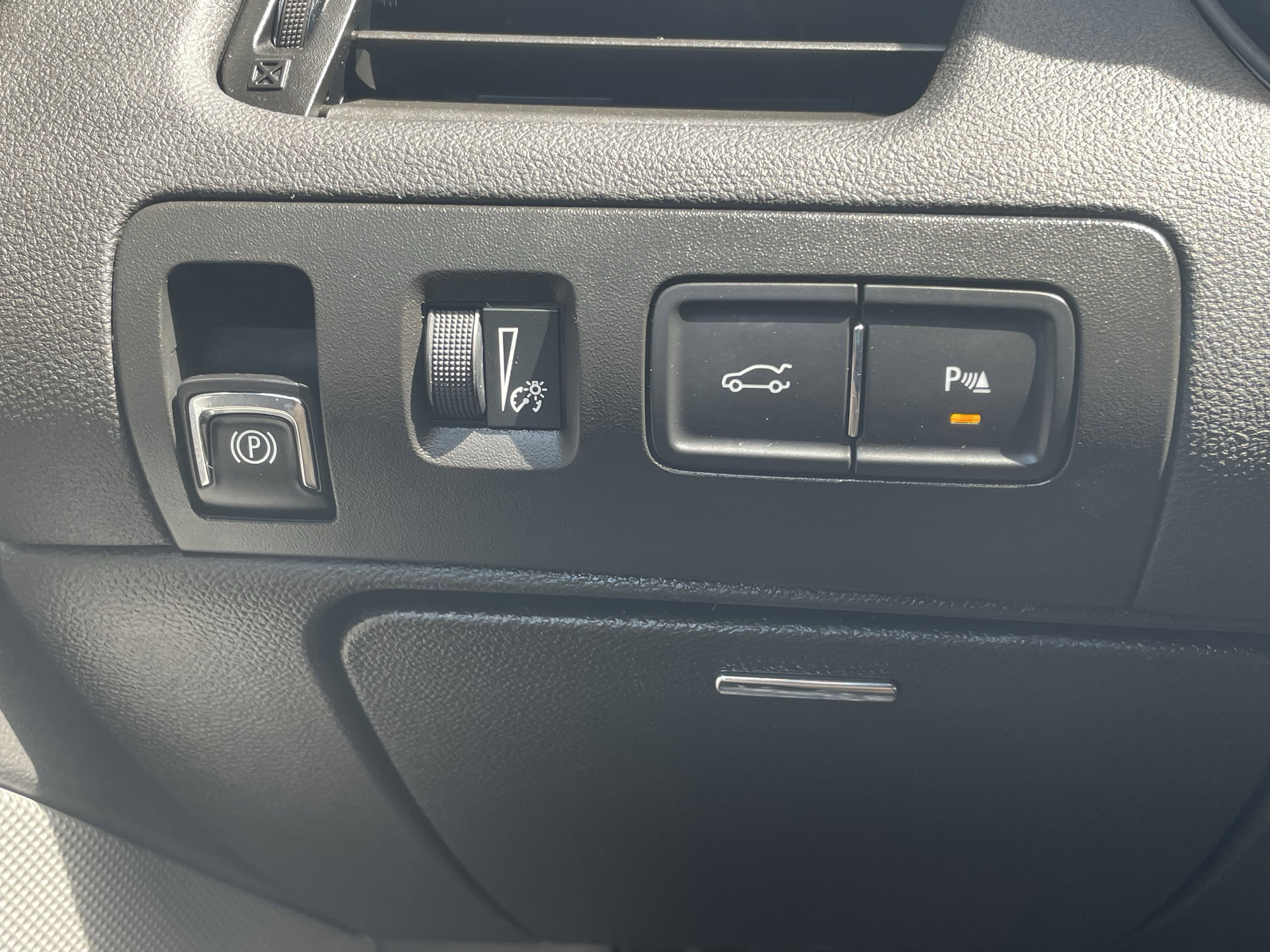 Used 2015 Chevrolet Impala LT w/ Convenience Package FWD image 14