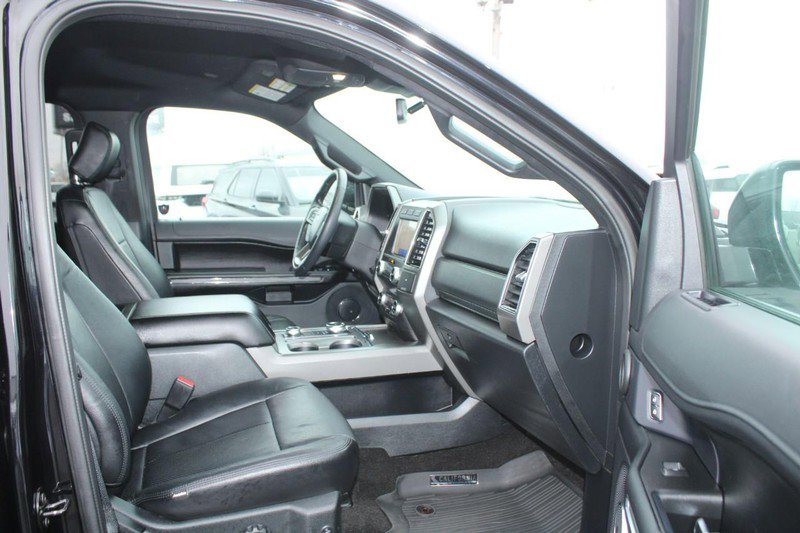 Used 2020 Ford Expedition XLT image 11