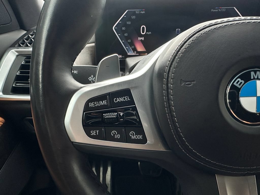 Used 2024 BMW X7 xDrive40i w/ M Sport Package AWD/4WD image 18