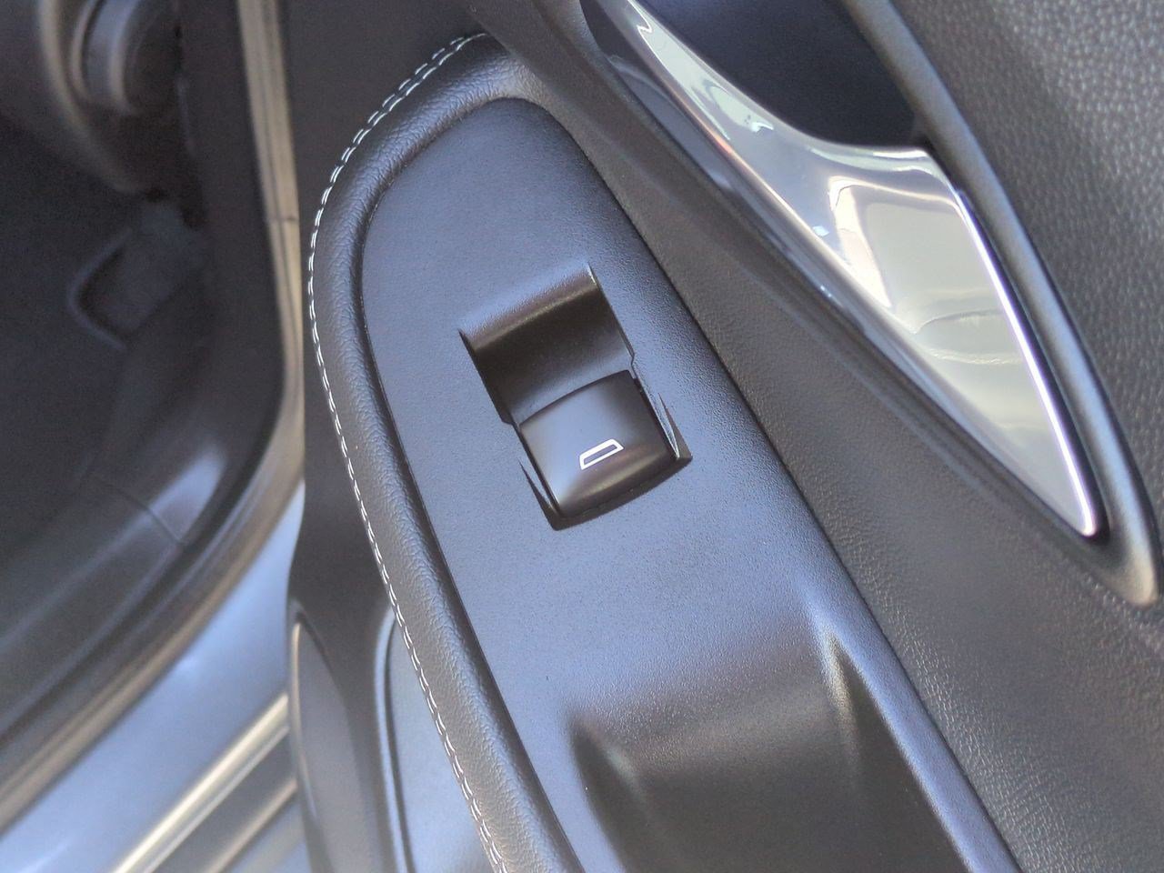 Used 2022 Buick Encore GX Preferred w/ Sport Touring Package FWD image 35