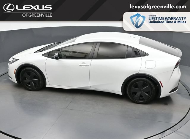 Used 2023 Toyota Prius LE FWD image 47