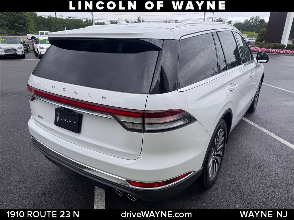 Certified 2020 Lincoln Aviator Reserve w/ Elements Package Plus AWD/4WD image 8