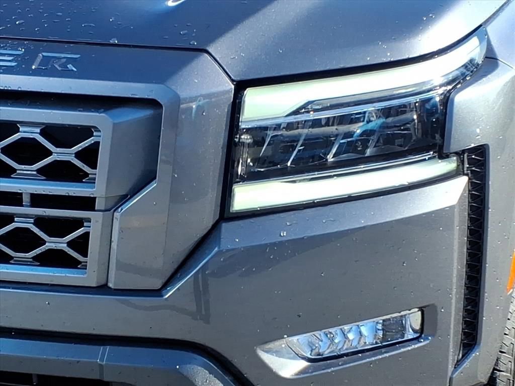 Used 2024 Nissan Frontier SL w/ Technology Package image 7