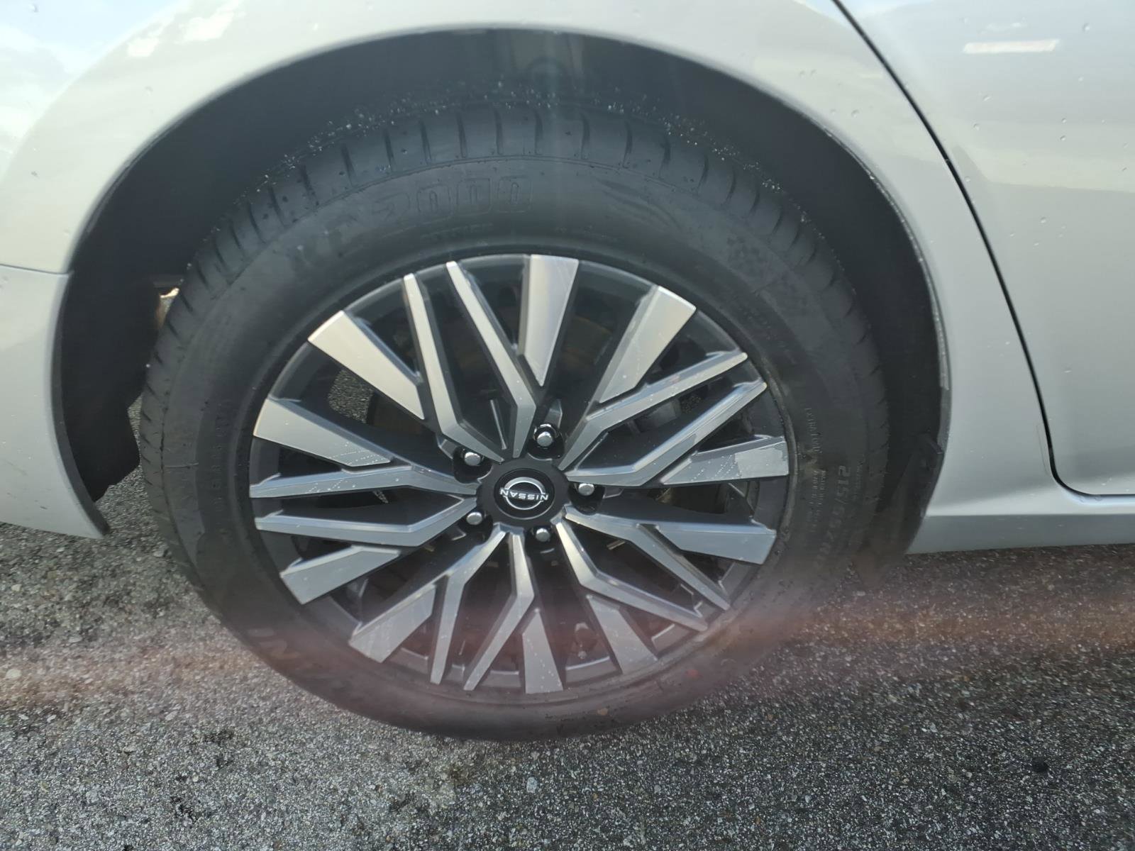 Certified 2024 Nissan Altima 2.5 SV image 5