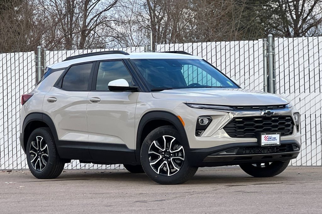 New 2026 Chevrolet TrailBlazer ACTIV w/ Convenience Package FWD video 2