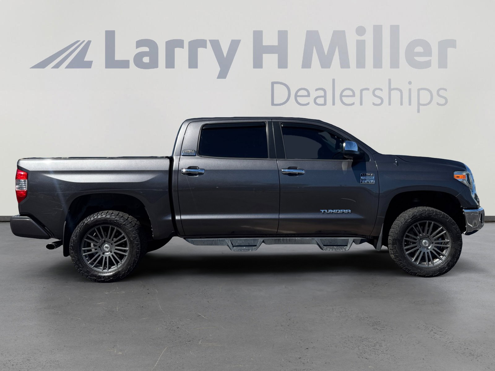 Used 2019 Toyota Tundra 1794 Edition image 6
