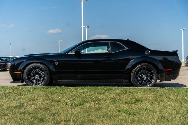 Used 2018 Dodge Challenger SRT Hellcat image 4