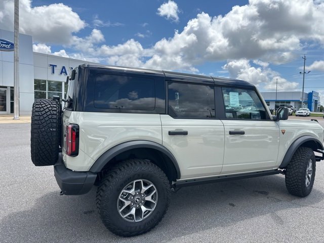 New 2025 Ford Bronco Badlands image 20