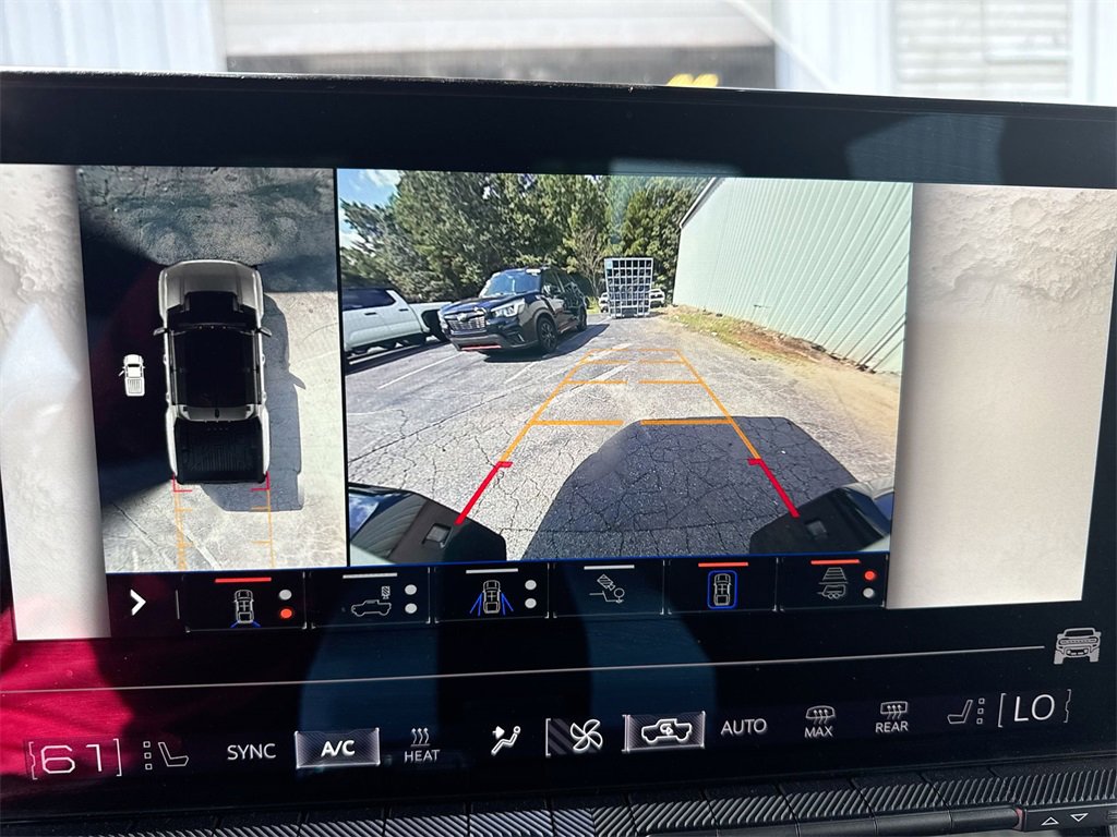 Used 2024 GMC Hummer EV 2X w/ Extreme Off-Road Package image 28