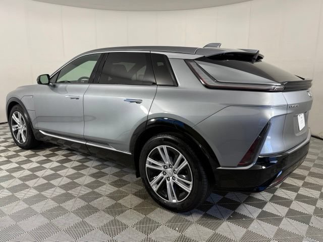 Used 2024 Cadillac Lyriq Tech RWD image 4