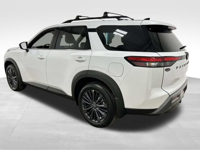 New 2026 Nissan Pathfinder SL w/ SL Premium Package FWD image 4