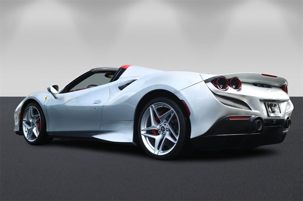 Certified 2021 Ferrari F8 Tributo image 5