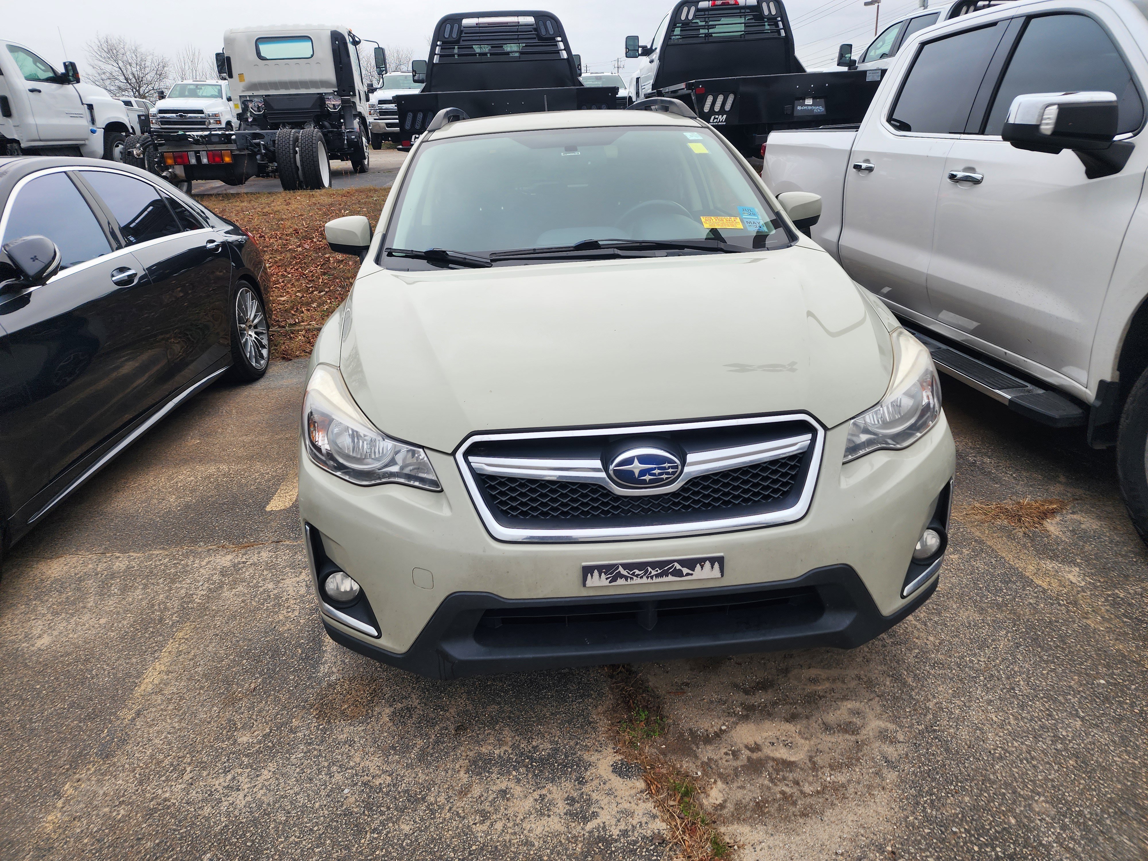 Used 2016 Subaru Crosstrek 2.0i Premium image 2