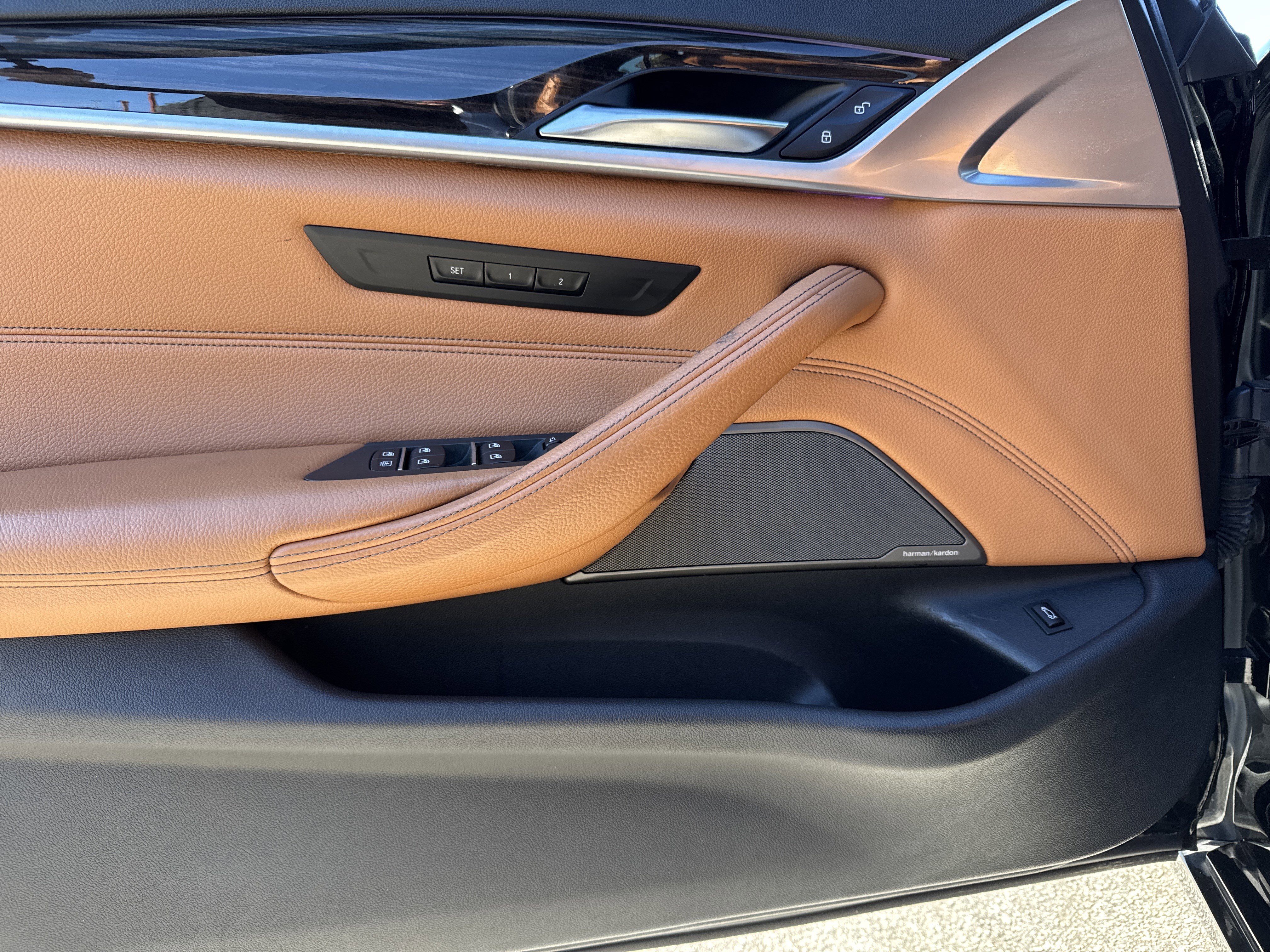 Used 2017 BMW 540i image 14