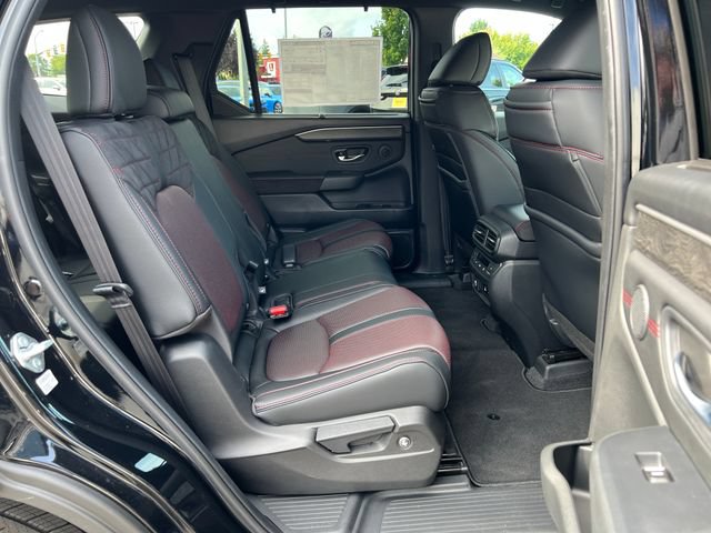 New 2026 Honda Pilot Black Edition image 11