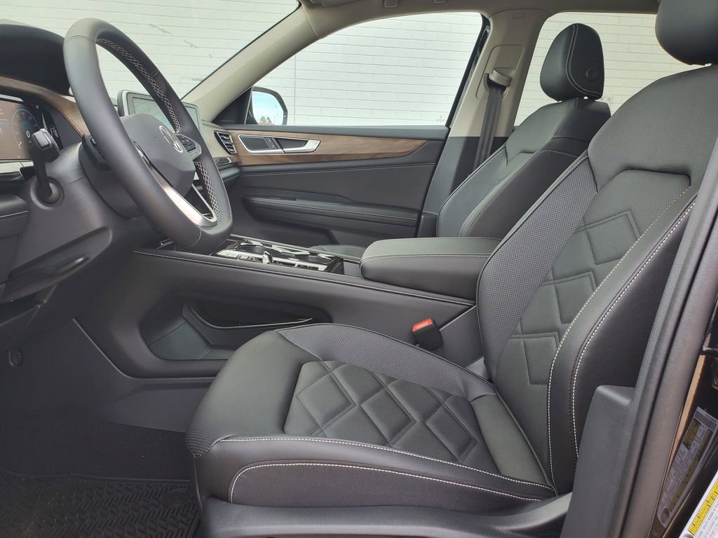New 2026 Volkswagen Atlas SE FWD image 16