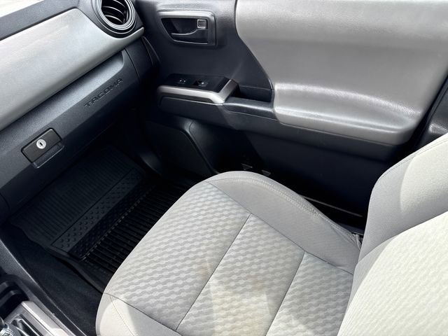 Used 2022 Toyota Tacoma SR5 image 16