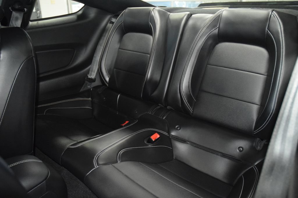 Used 2020 Ford Mustang Shelby GT500 w/ Technology Package RWD image 43