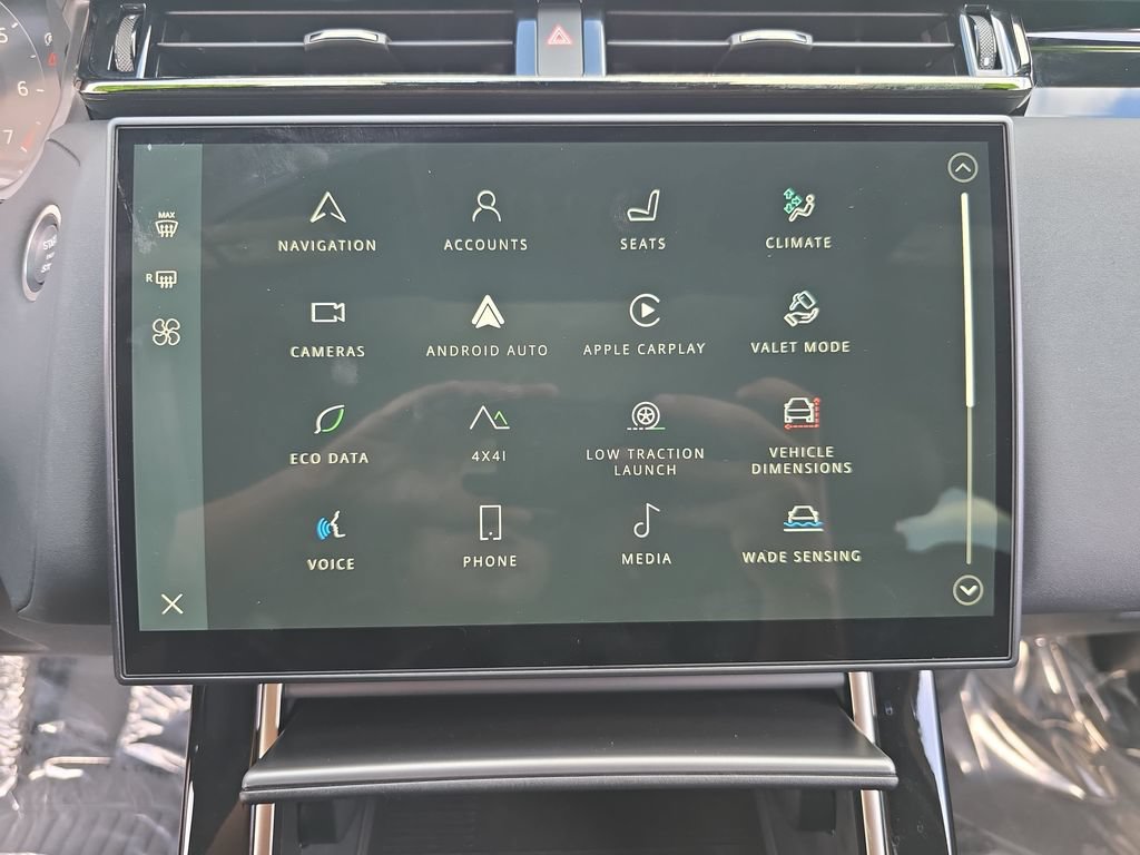 Certified 2026 Land Rover Range Rover Velar S AWD/4WD image 24
